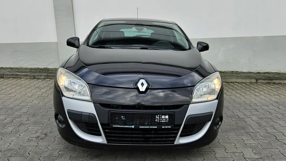 RENAULT Megane -