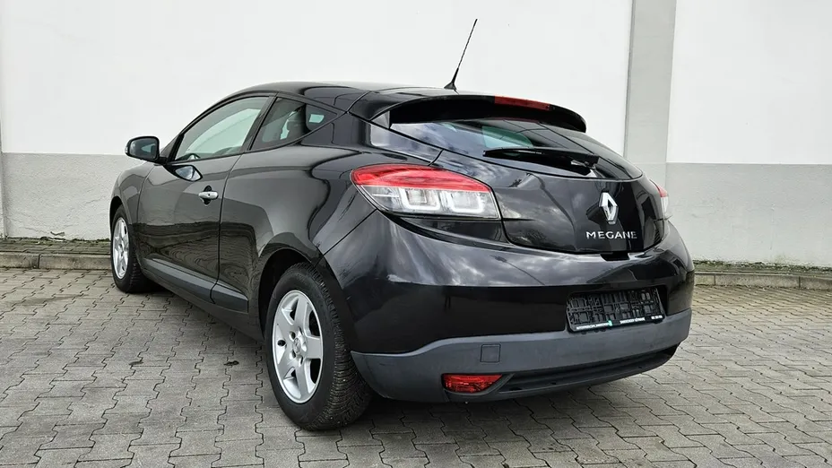 RENAULT Megane -