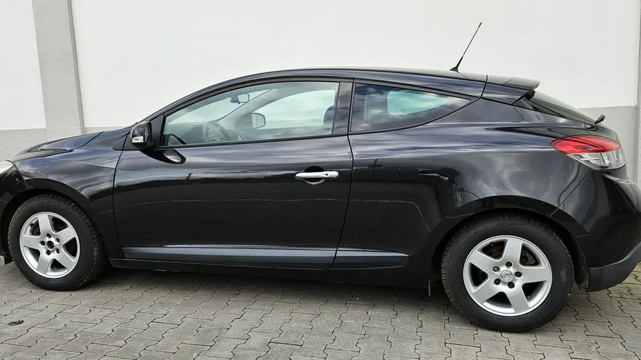 RENAULT Megane -