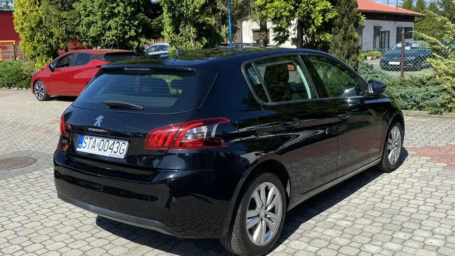 PEUGEOT 308 -