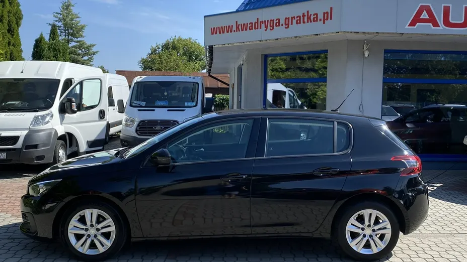 PEUGEOT 308 -