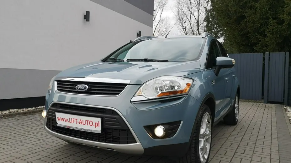 FORD Kuga -