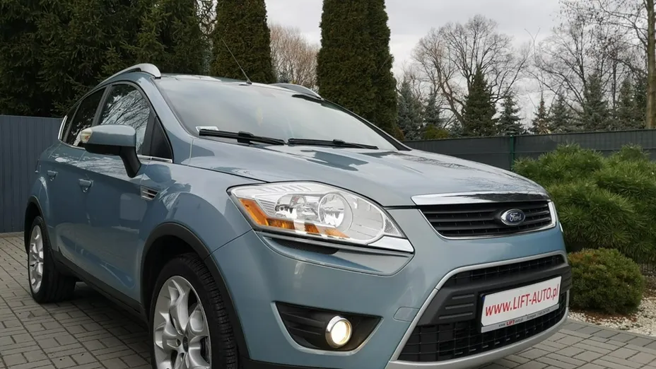 FORD Kuga -