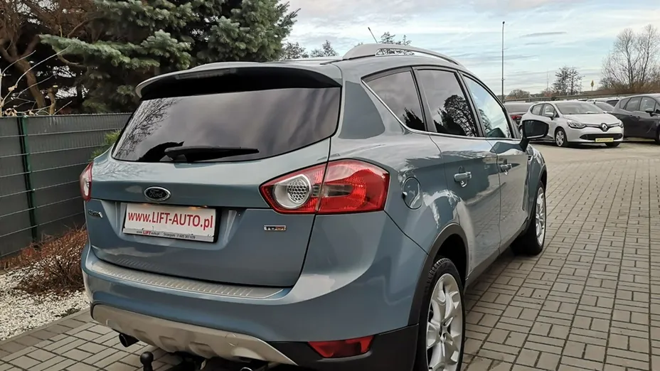 FORD Kuga -