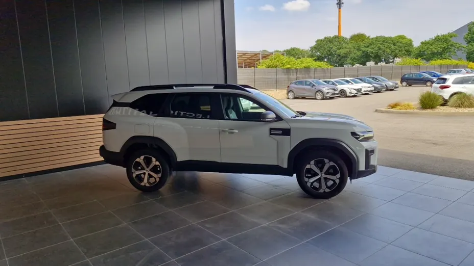 DACIA Bigster -