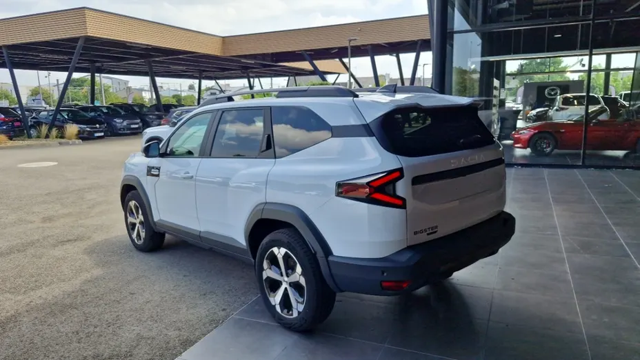 DACIA Bigster -