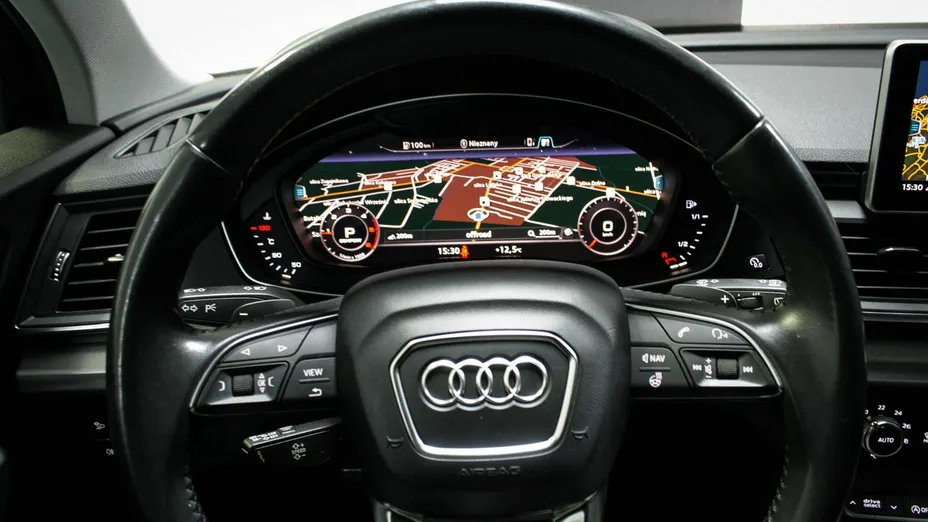AUDI Q5 -