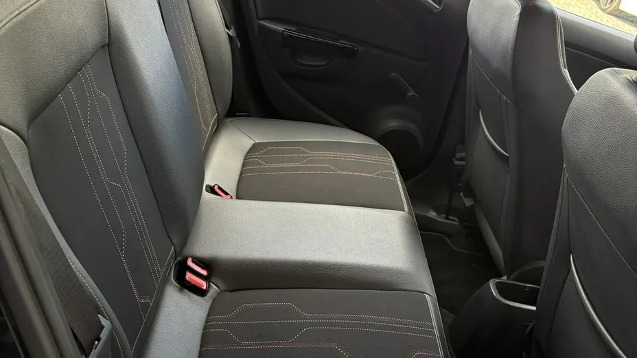 OPEL Corsa -