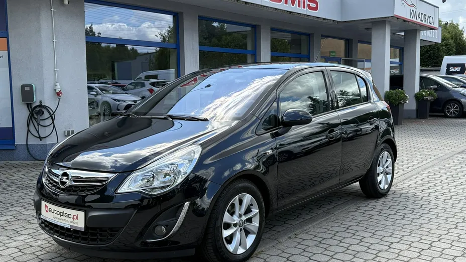 OPEL Corsa -