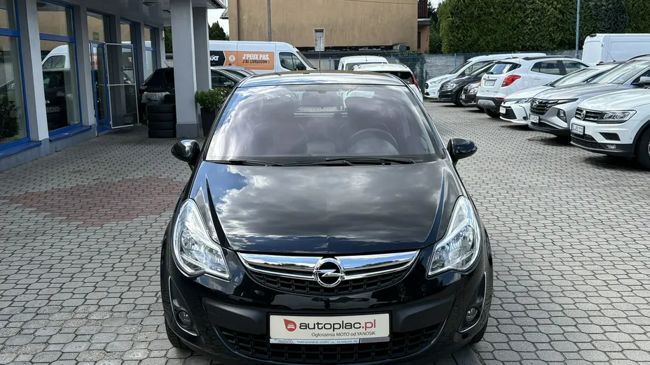 OPEL Corsa -