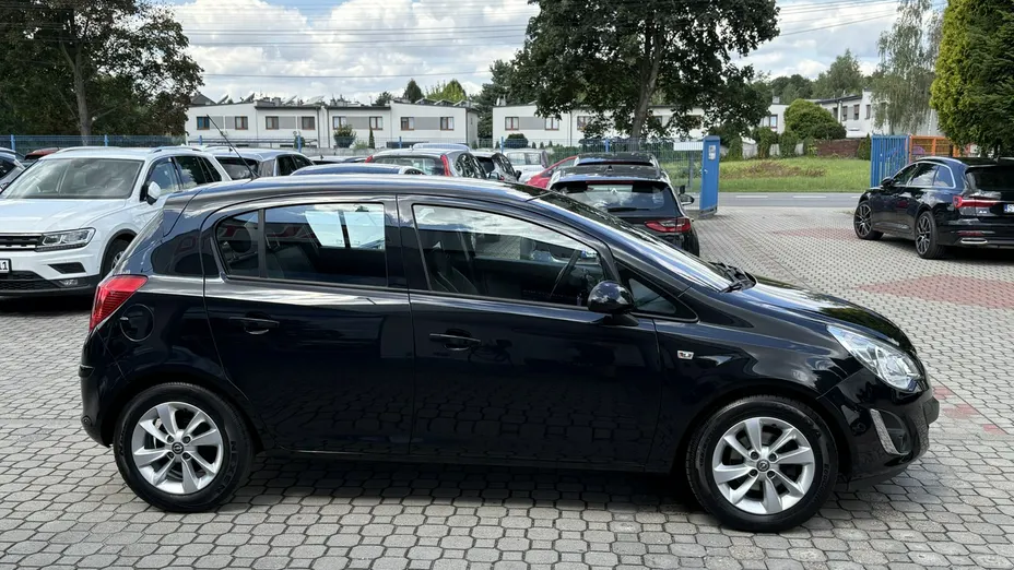OPEL Corsa -
