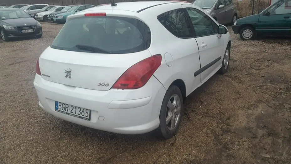 PEUGEOT 308 -