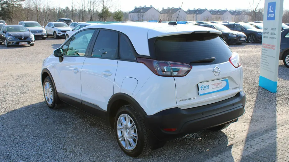 OPEL Crossland X -