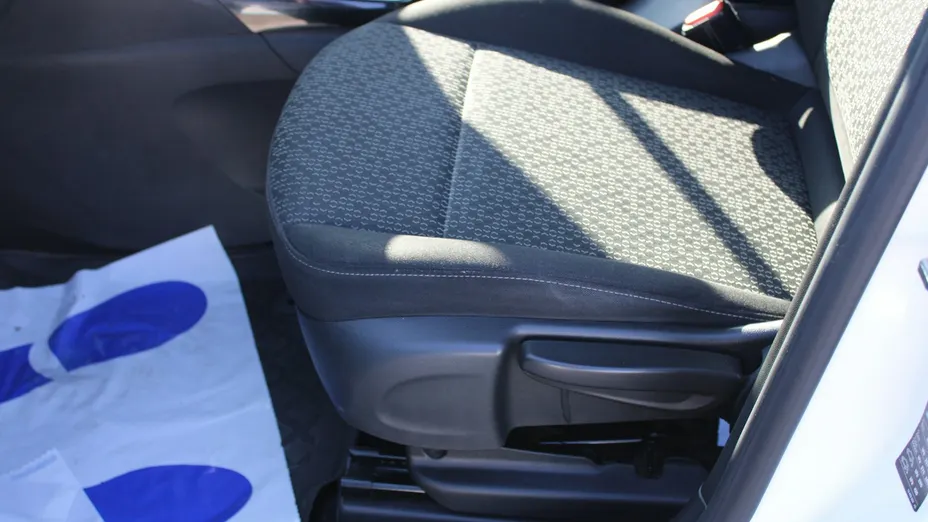 OPEL Crossland X -
