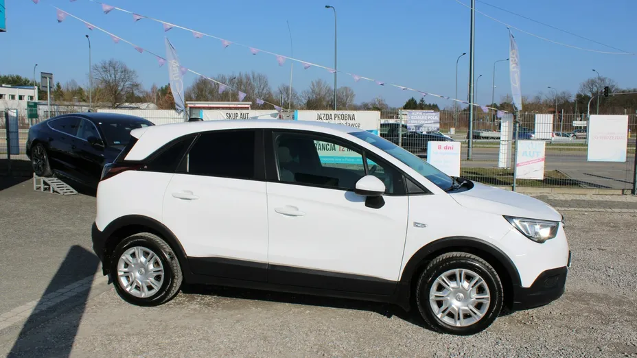 OPEL Crossland X -