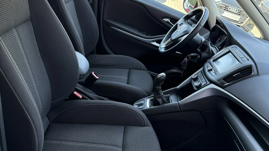 OPEL Zafira -