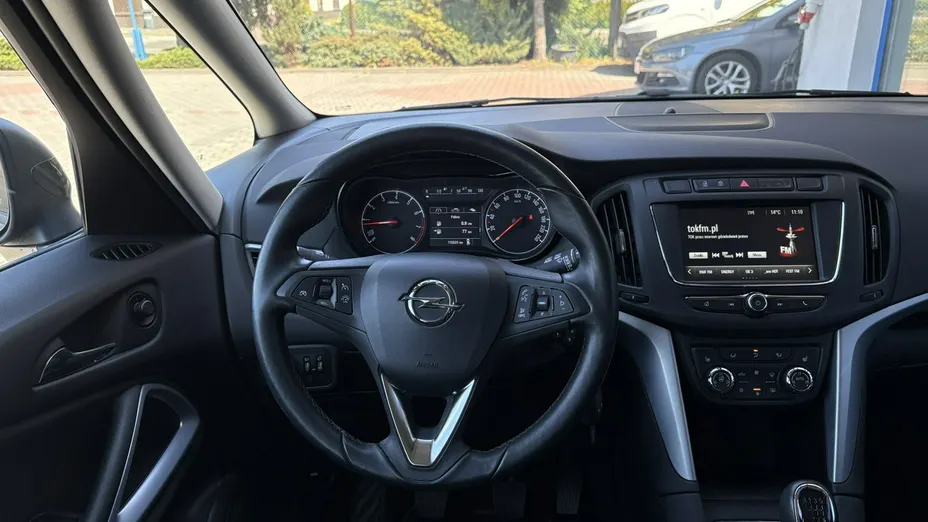 OPEL Zafira -