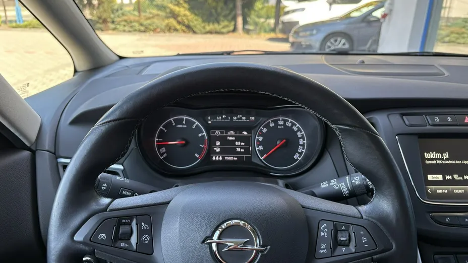 OPEL Zafira -