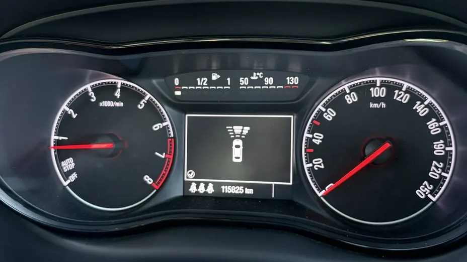 OPEL Zafira -