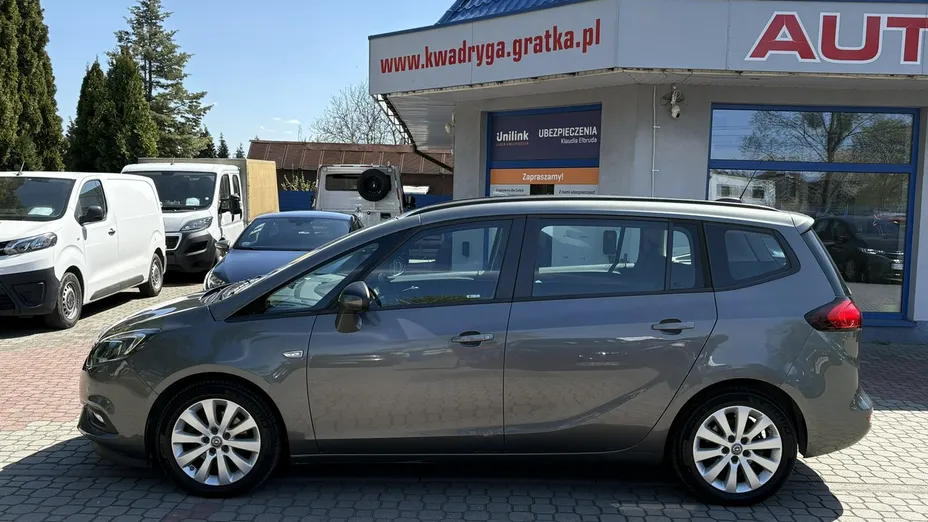 OPEL Zafira -