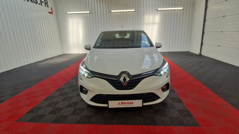 RENAULT Clio -