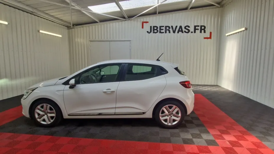 RENAULT Clio -