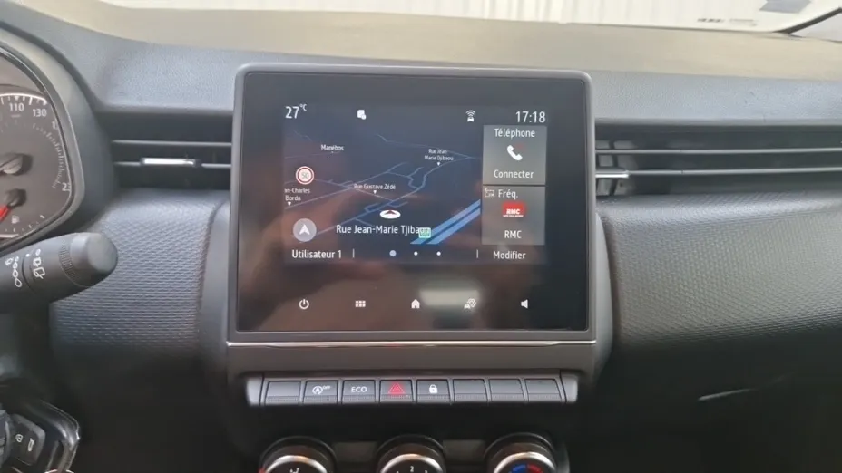 RENAULT Clio -