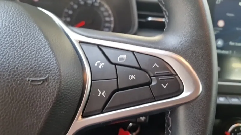RENAULT Clio -