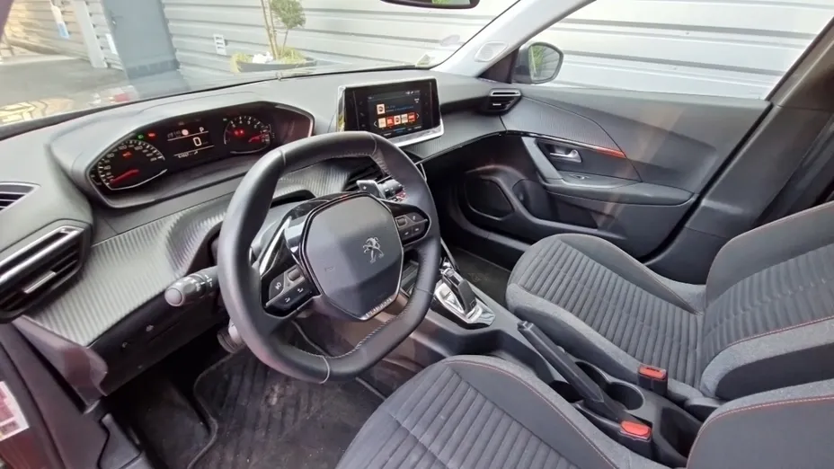 PEUGEOT 2008 -