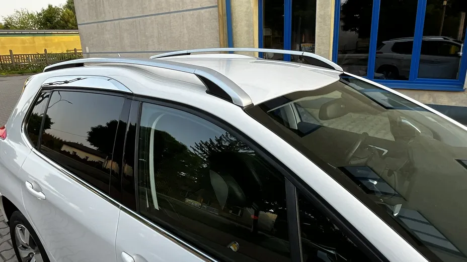 PEUGEOT 2008 -