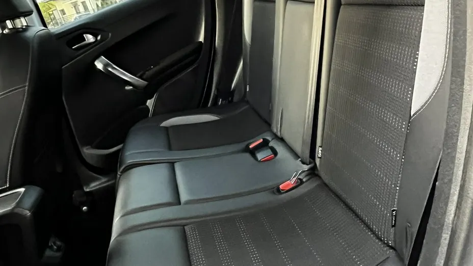 PEUGEOT 2008 -