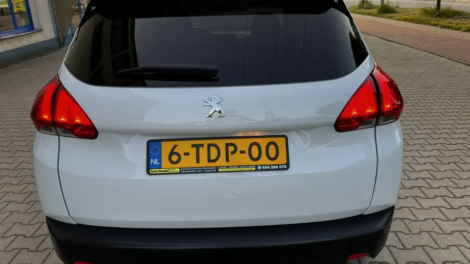 PEUGEOT 2008 -