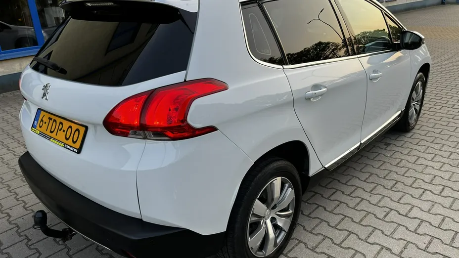 PEUGEOT 2008 -