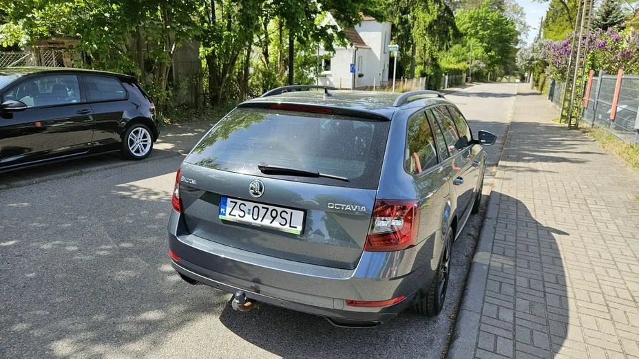 SKODA Octavia -
