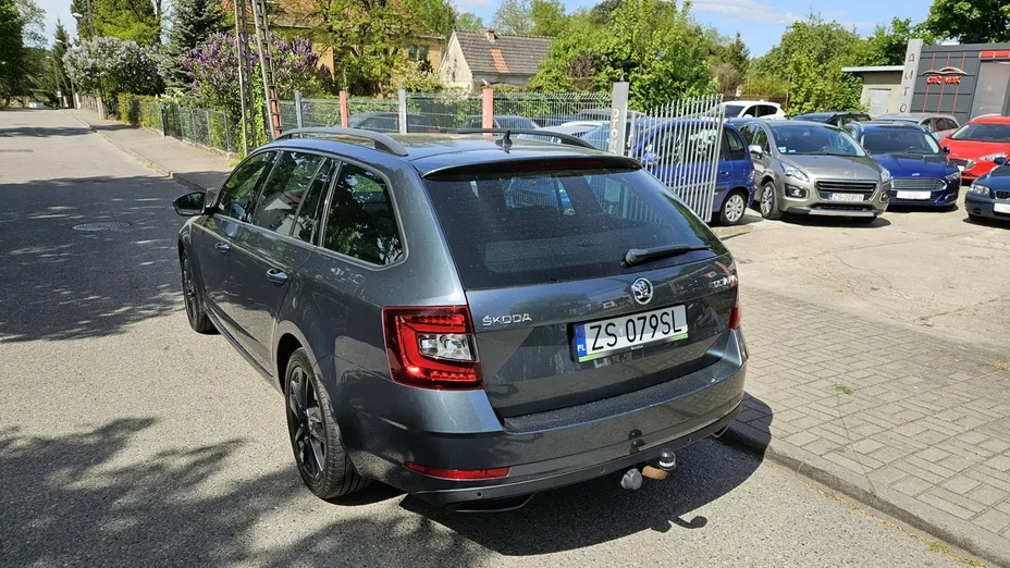 SKODA Octavia -