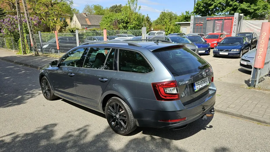 SKODA Octavia -
