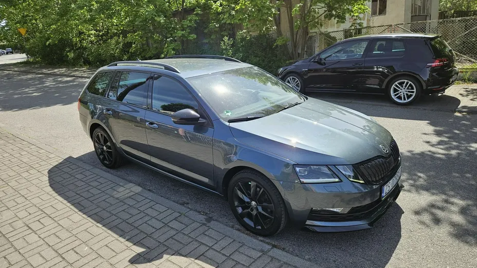 SKODA Octavia -
