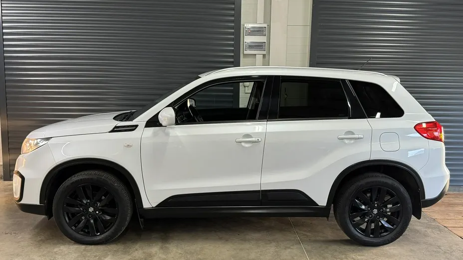 SUZUKI Vitara -