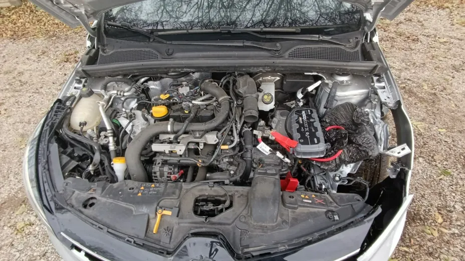 RENAULT Clio -
