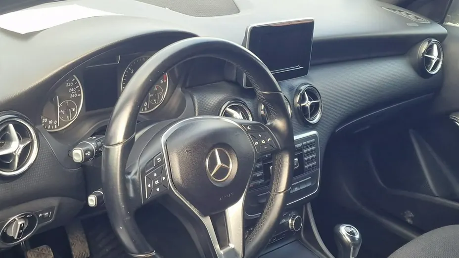 MERCEDES-BENZ A Klasa -
