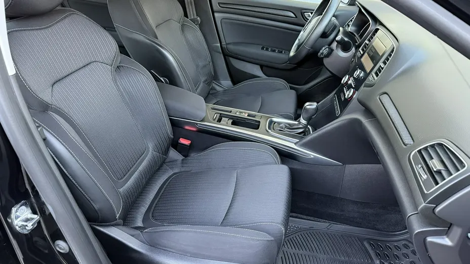 RENAULT Megane -