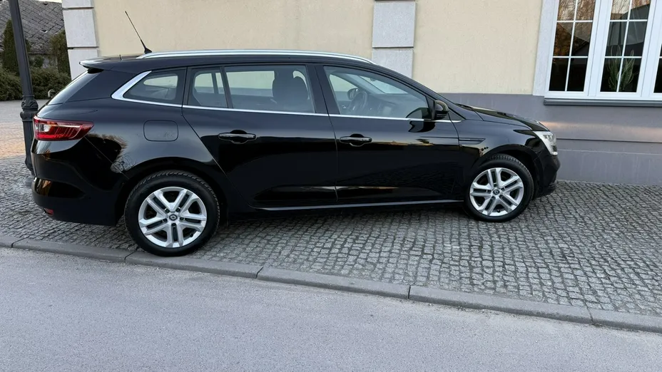 RENAULT Megane -