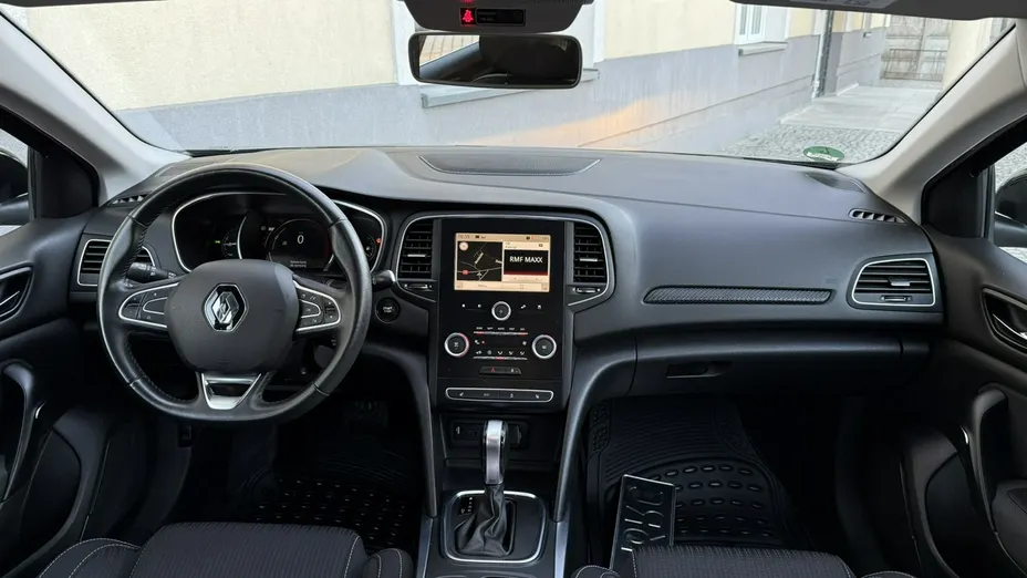 RENAULT Megane -