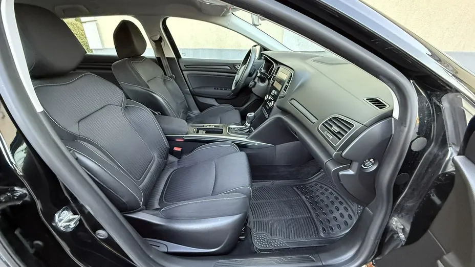 RENAULT Megane -