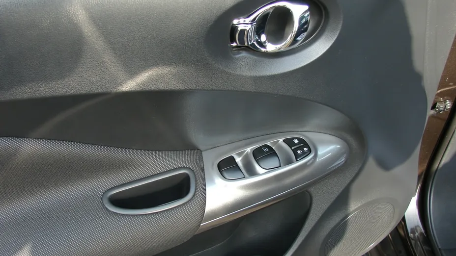 NISSAN Juke -
