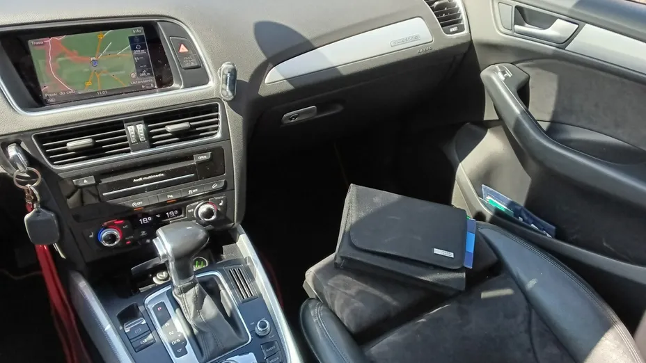 AUDI Q5 -