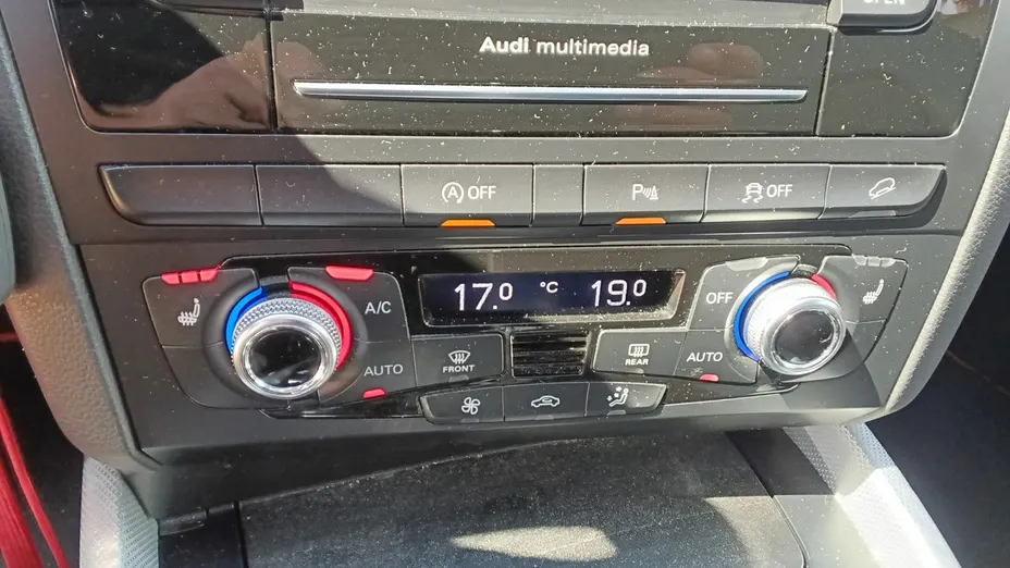 AUDI Q5 -