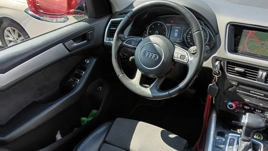 AUDI Q5 -