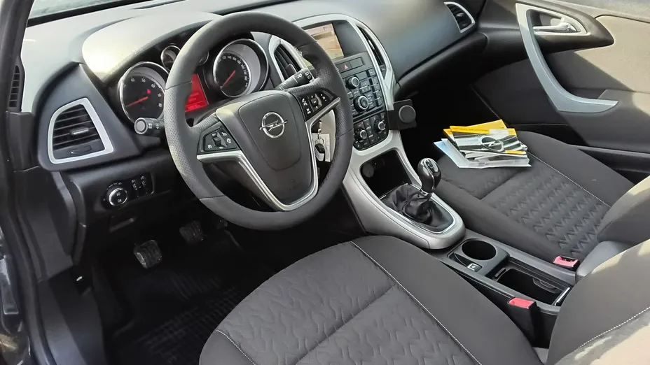 OPEL Astra -