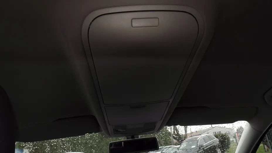 VOLKSWAGEN Touran -